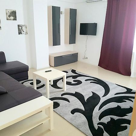 Apartament Fundeni Bukarest Eksteriør billede
