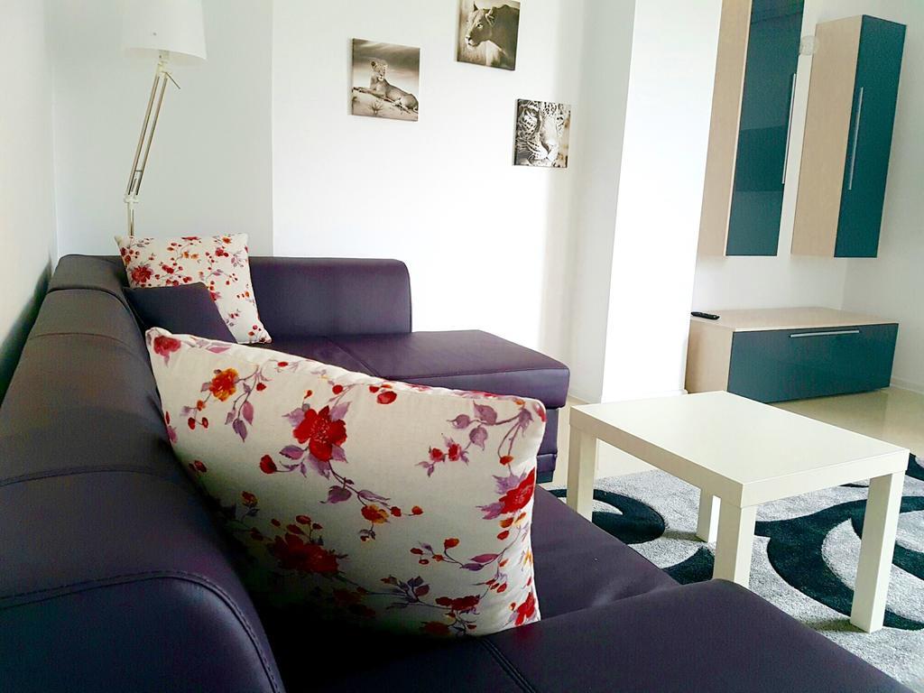 Apartament Fundeni Bukarest Eksteriør billede