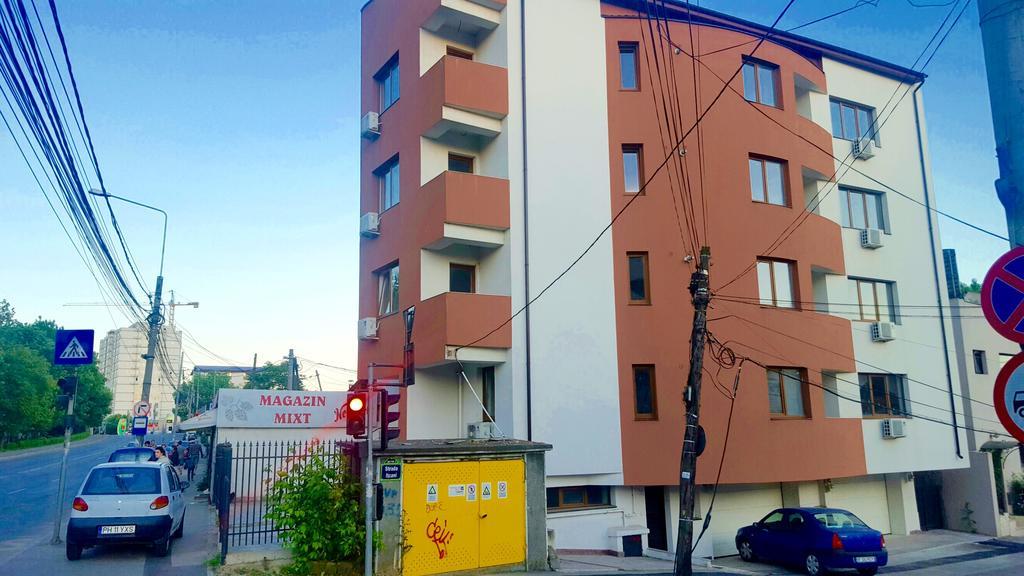 Apartament Fundeni Bukarest Eksteriør billede